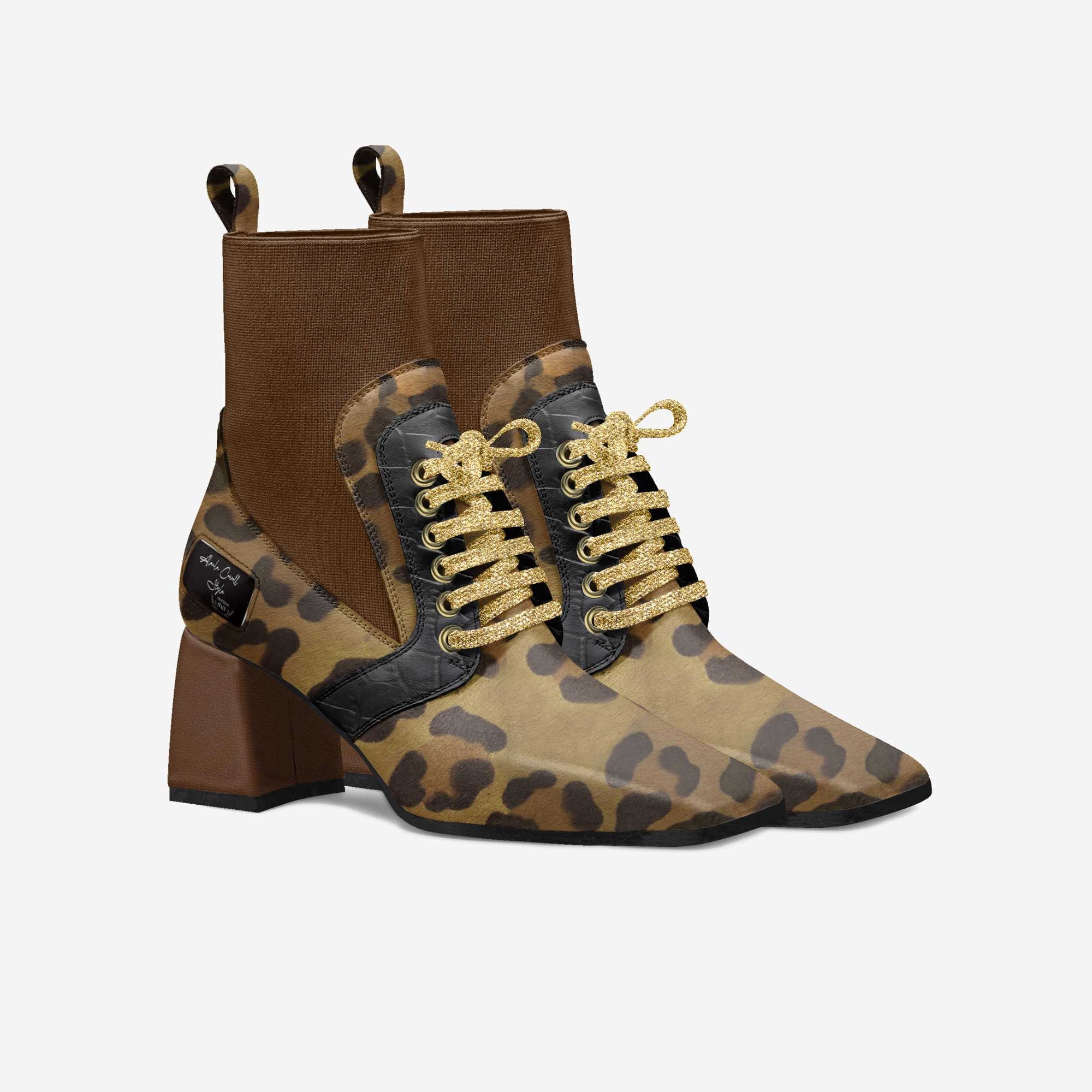 Luxe heel sock design Leopard & Black