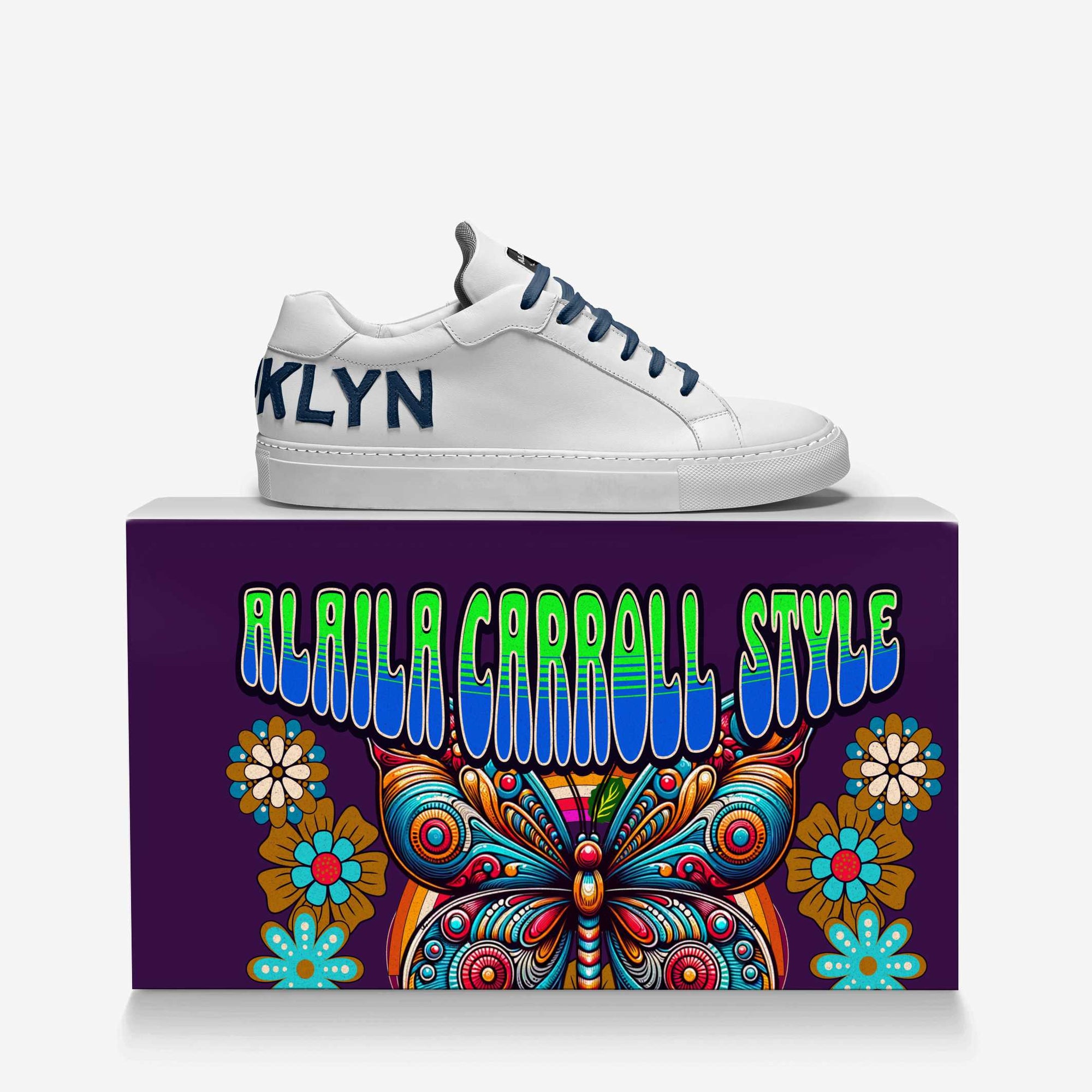 Contemporary Low Top White & Navy