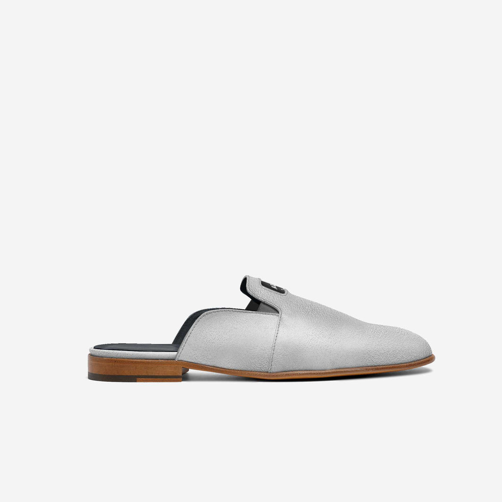 Elegant Mule Slipper Design – Silver