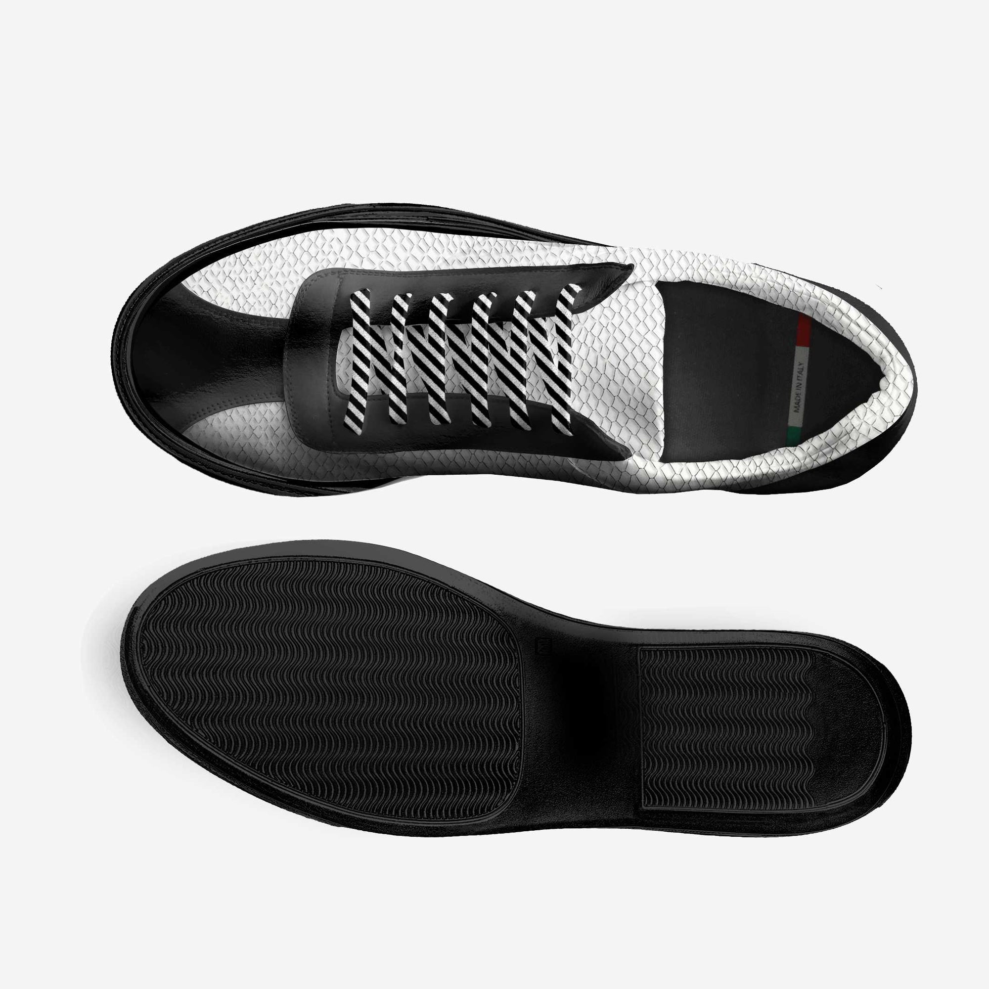 Minimal Low Top Black & White
