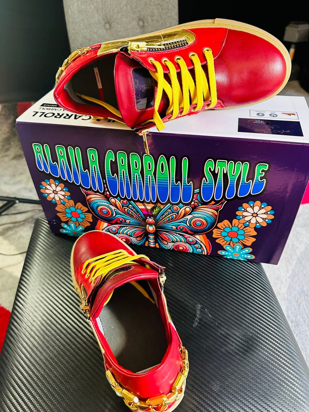 Alaila Carroll METAL URBAN LOW TOP RED & GOLD