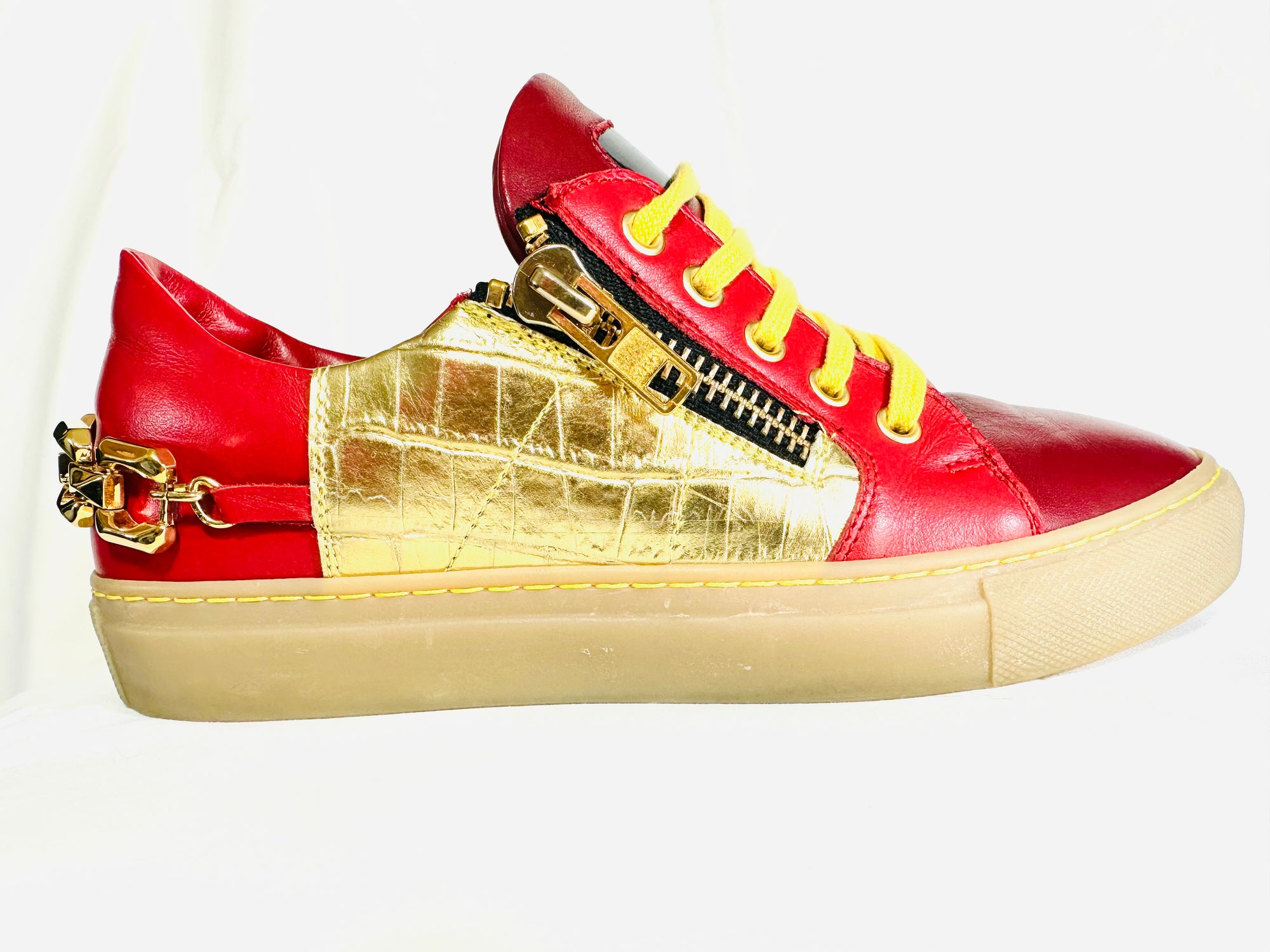 Alaila Carroll METAL URBAN LOW TOP RED & GOLD