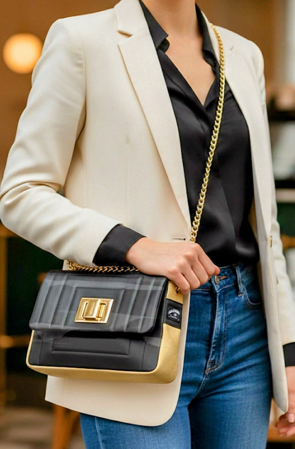 DESIGNER LUXE ELEGANT DRESS BAG Black & Gold