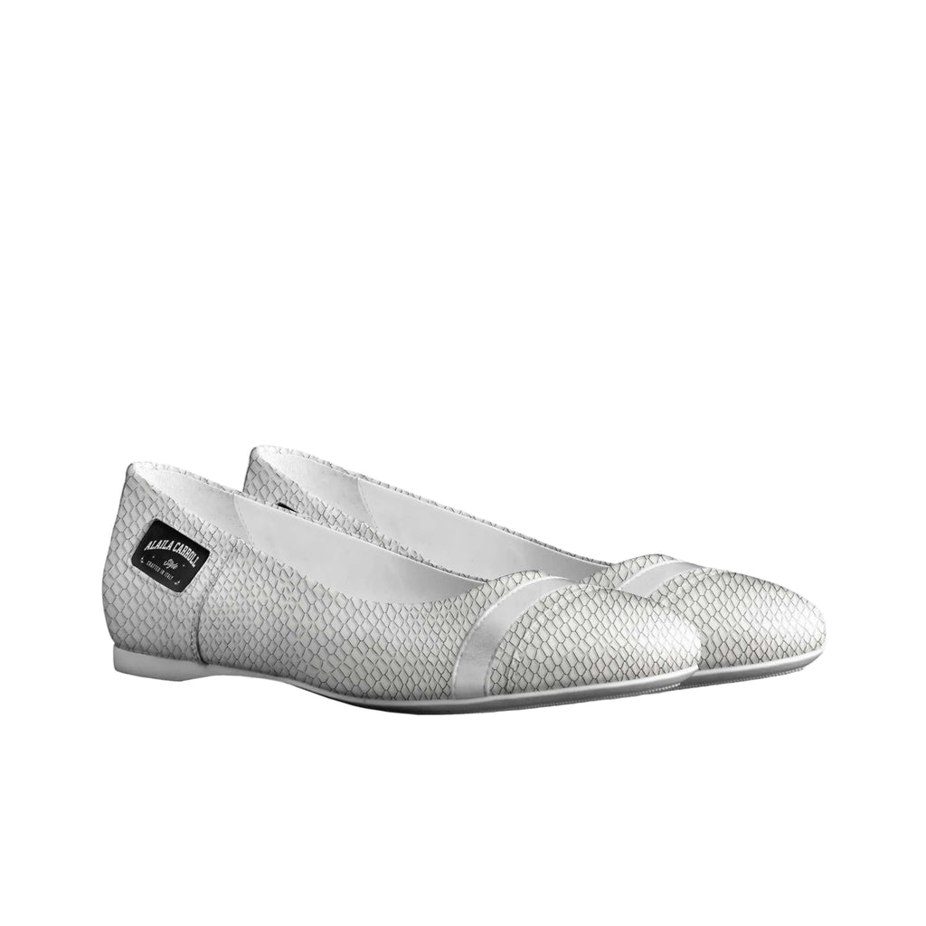 Shop the White Python Minimal Ballerina Flat by Alaila Carroll Style. Made from premium Italian materials with a refined toe strap and flexible sole—perfect for weddings, special events, and everyday elegance.
white python ballerina flats women
minimal ballerina flats
white wedding flats
comfortable bridal flats
Italian designer flats
elegant women’s flats
wedding shoes without heels
luxury ballerina flats
comfortable formal flats
Alaila Carroll Style shoes