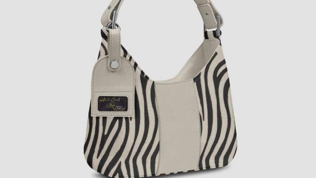 DESIGNER LUXE CLASSIC ZEBRA & WHITE PENDANT BAG