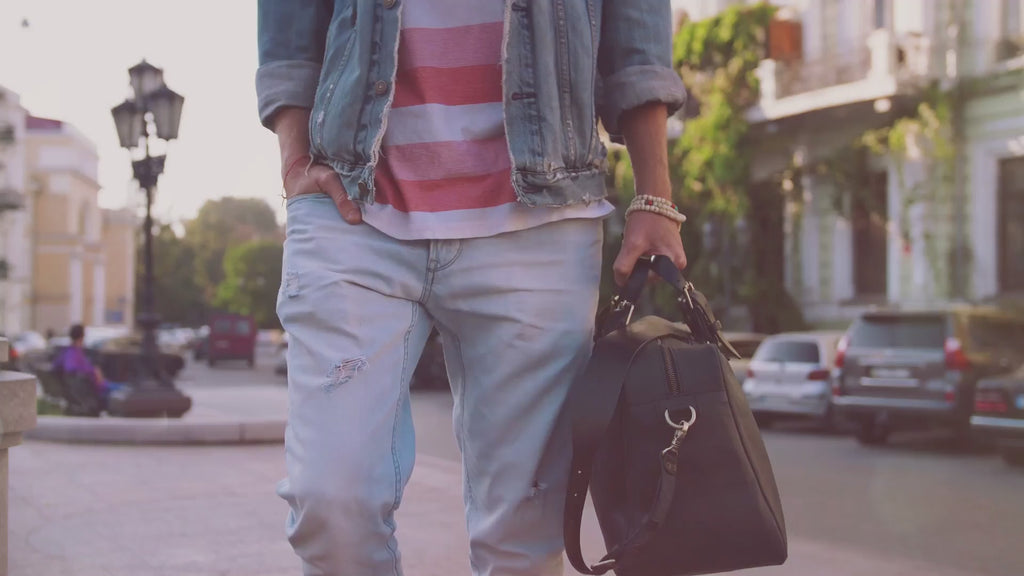 DESIGNER LUXURY NAVY & BLACK URBAN MESSENGER BAG
